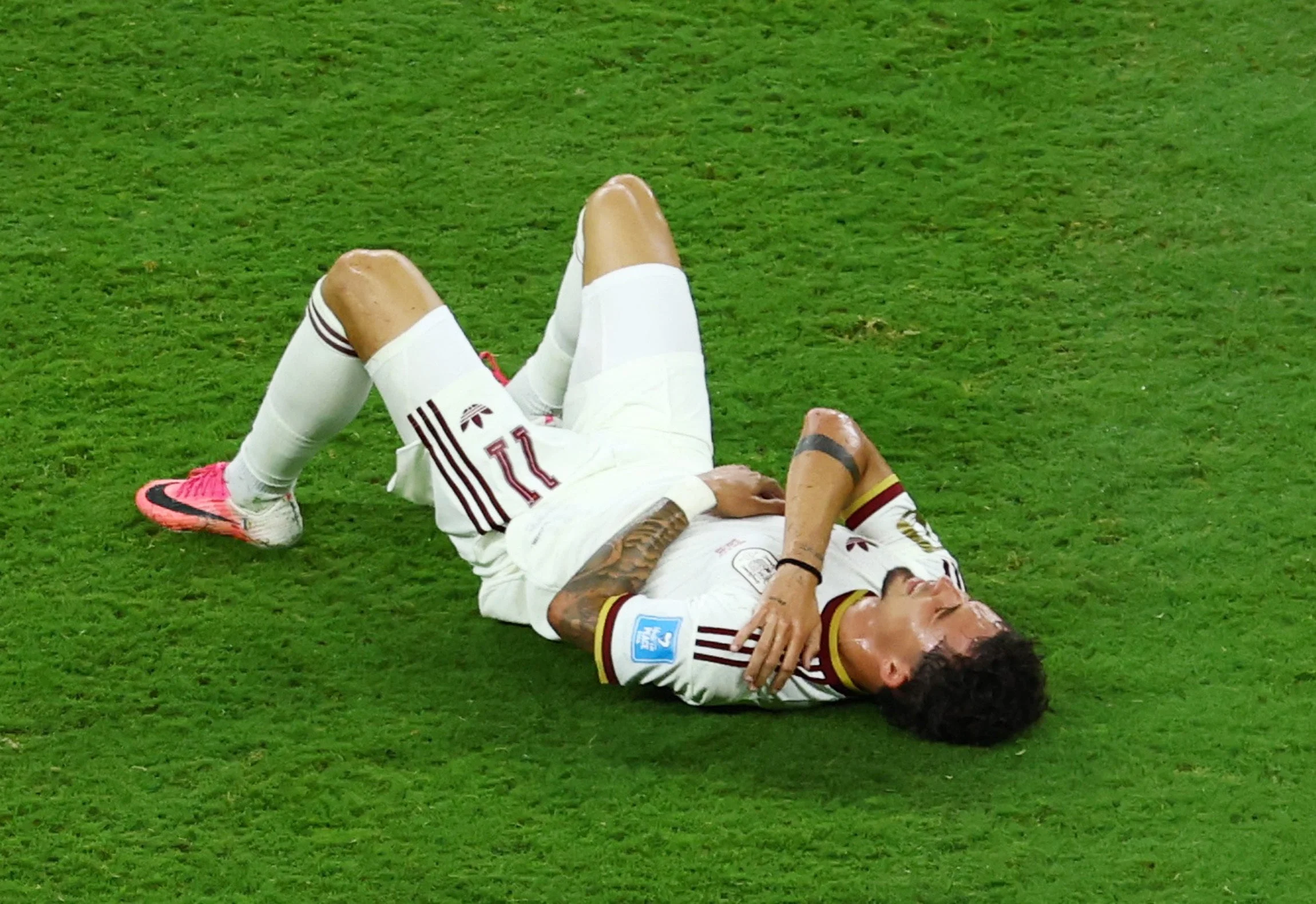 Yeremy Pino suffered a collarbone injury against Uruguay