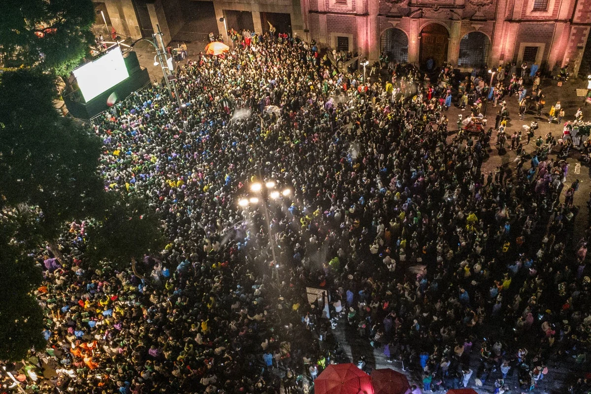 Mexico fans accused of using homophobic chant during World Cup match against Ecuador
