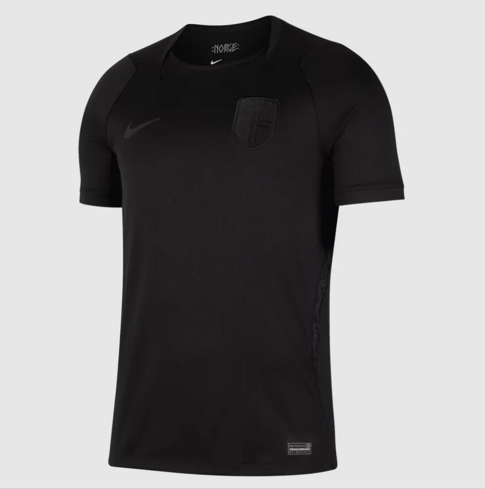 79. Norway away