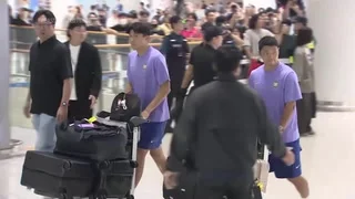 South Korean fans boo World Cup squad arriving home